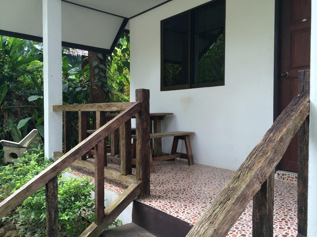 Baansanook Resort & Swimming Pool チャン島 部屋 写真