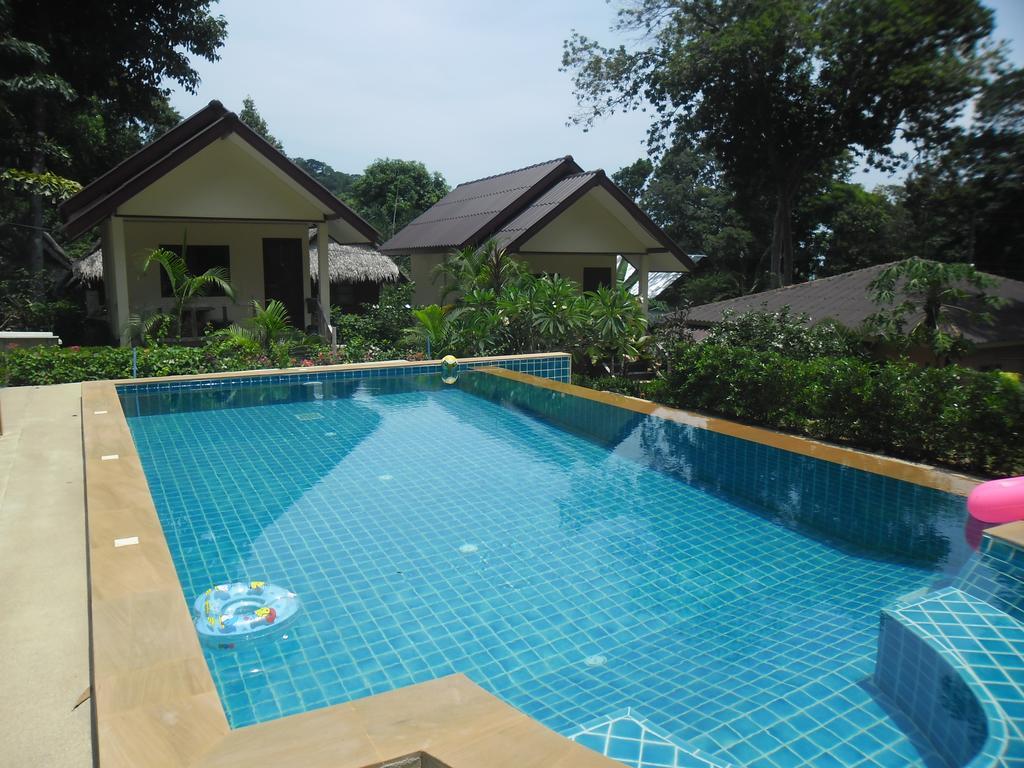 Baansanook Resort & Swimming Pool チャン島 エクステリア 写真